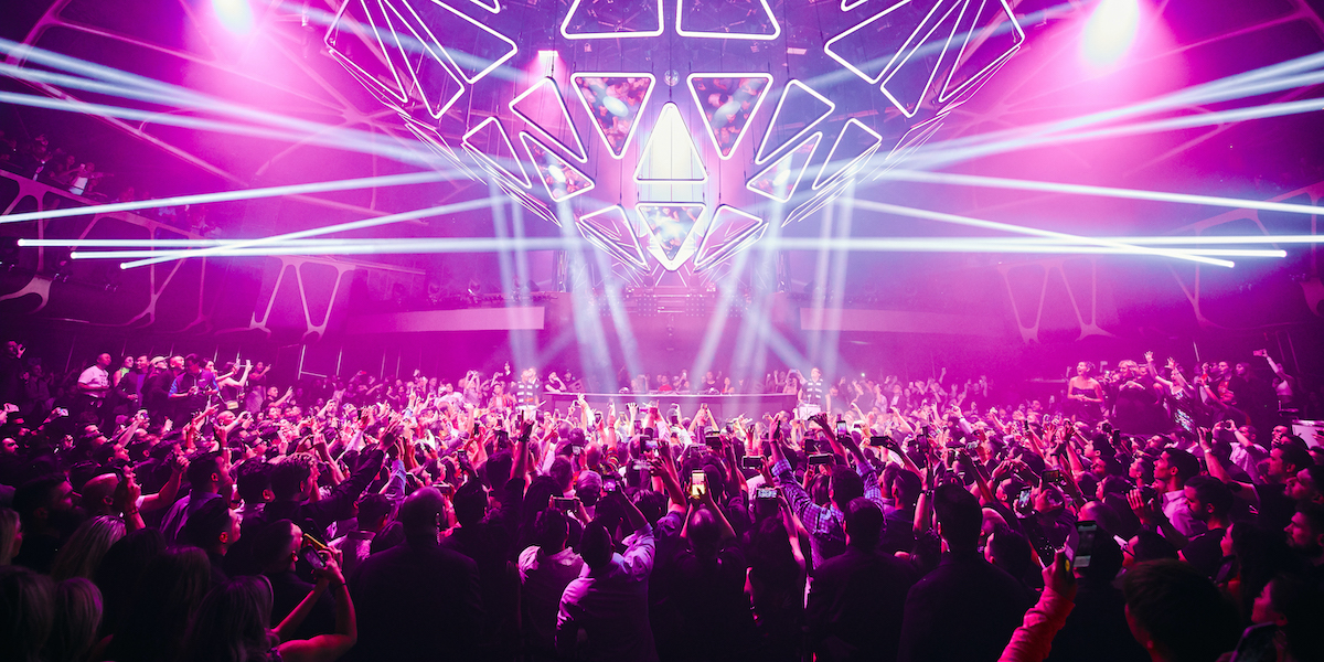 <span id="hs_cos_wrapper_name" class="hs_cos_wrapper hs_cos_wrapper_meta_field hs_cos_wrapper_type_text" style="" data-hs-cos-general-type="meta_field" data-hs-cos-type="text" >Case Study: How Hakkasan Group Improved Its Contract Approval Processes</span>