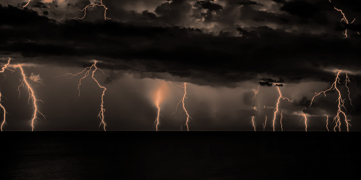 <span id="hs_cos_wrapper_name" class="hs_cos_wrapper hs_cos_wrapper_meta_field hs_cos_wrapper_type_text" style="" data-hs-cos-general-type="meta_field" data-hs-cos-type="text" >How to Manage Contract Volatility</span>